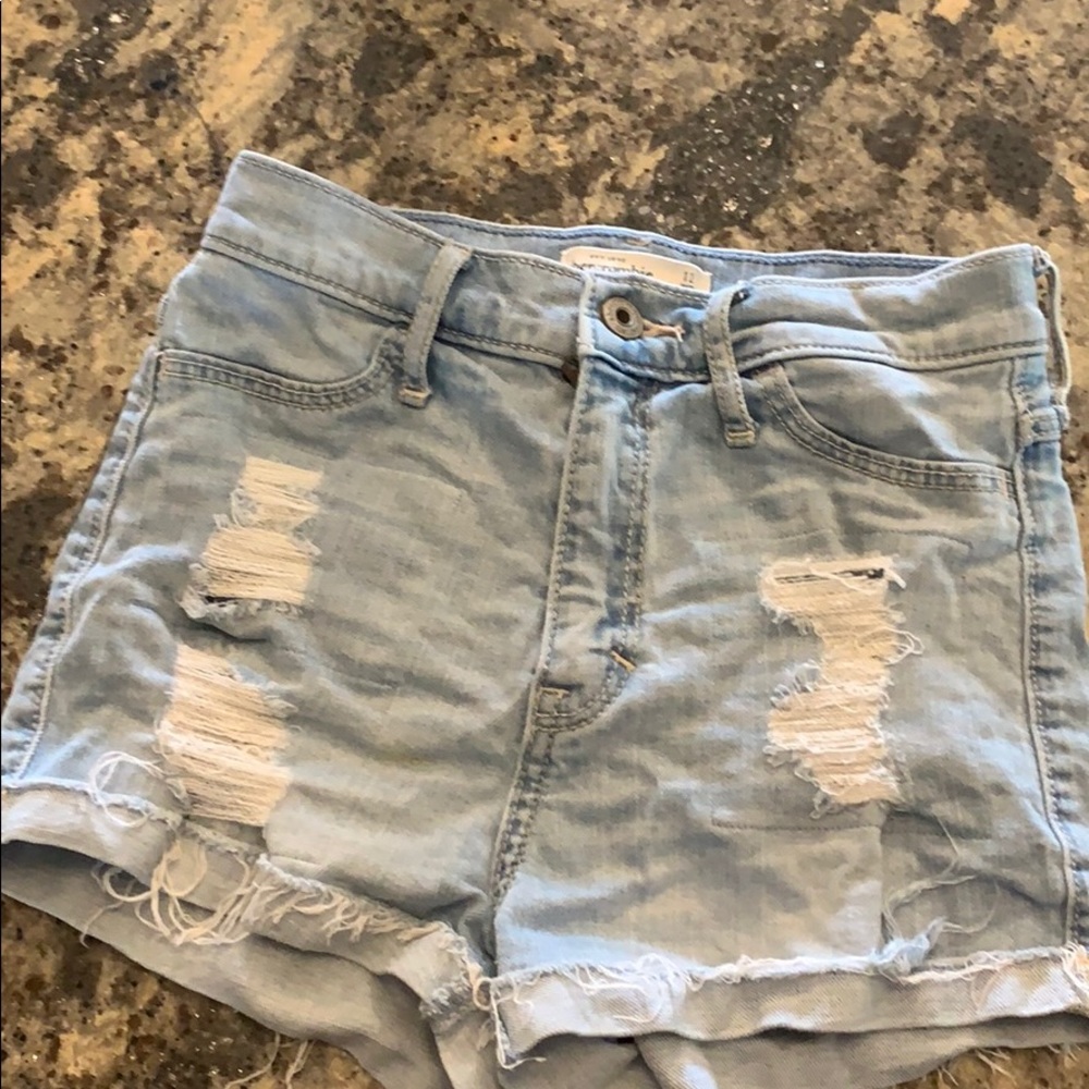 Distressed Abercrombie short shorts